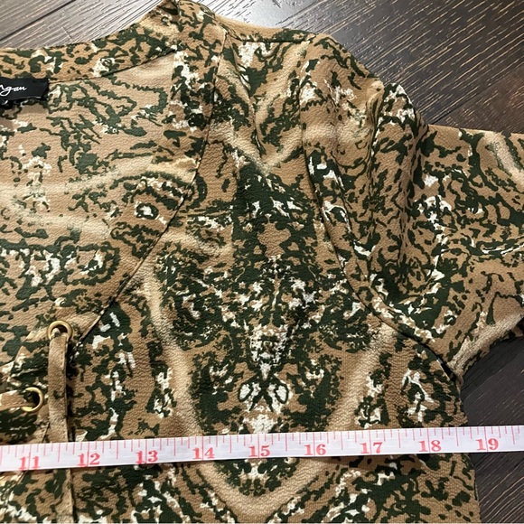 Lily Morgan | Brown & Green top - Picture 4 of 7